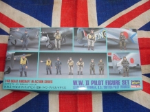 images/productimages/small/WOII Pilot Figure Set 1;48 Hasegawa.jpg